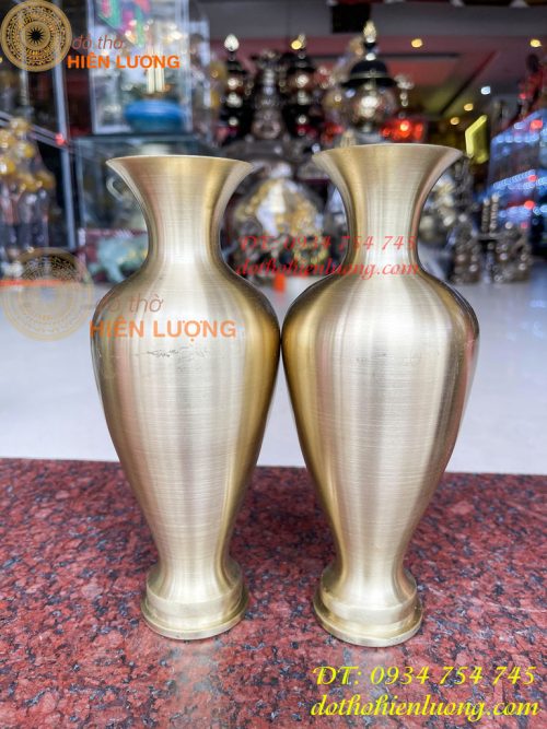 Đôi lọ hoa bằng đồng cát tút cao 20cm