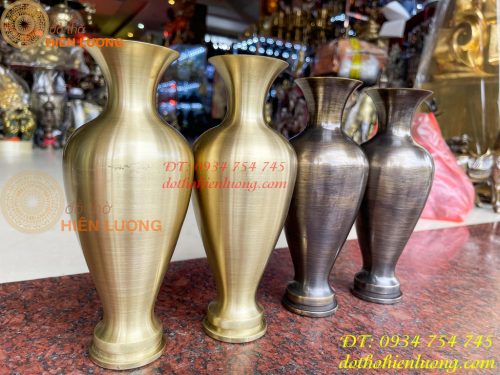 Đôi lọ hoa bằng đồng cát tút cao 20cm