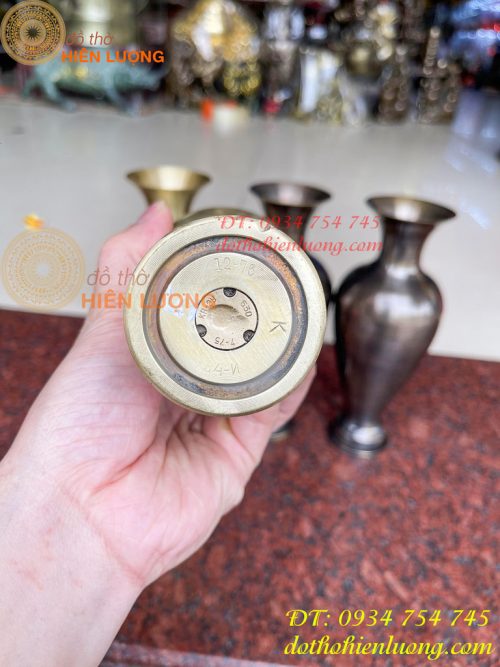 Đôi lọ hoa bằng đồng cát tút cao 20cm