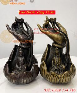 Xông trầm bàn tay phật bằng đồng cao 20cm