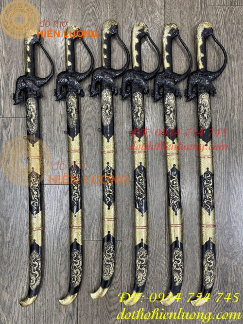 Kiếm Thờ Bằng Đồng Màu Nâu Giả Cổ