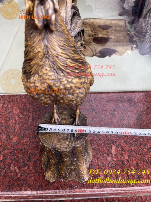 Tượng Gà Trống Đứng Gốc Cây Bằng Đồng