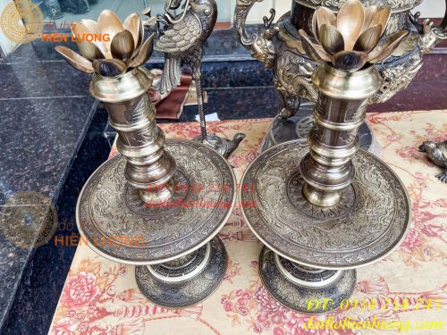 Đôi Chân Nến Thờ Cúng Cao 55cm Bằng Đồng Hai Công Nghệ