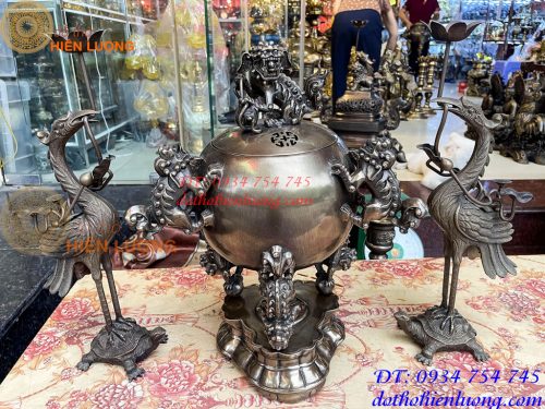 Tam Sự Đỉnh Thất Lân Vờn Cầu Bằng Đồng Hun