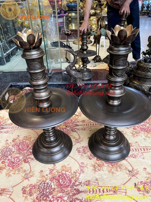 Đôi Chân Nến Cao 60cm Bằng Đồng Hun