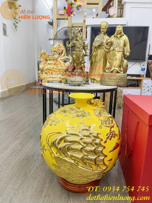 Bình Hút Lộc Thuận Buồm Gốm Bát Tràng Dát Vàng Cao 41cm