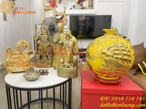 Bình Hút Lộc Thuận Buồm Gốm Bát Tràng Dát Vàng Cao 41cm