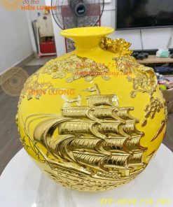 Bình Hút Lộc Thuận Buồm Gốm Bát Tràng Dát Vàng Cao 41cm