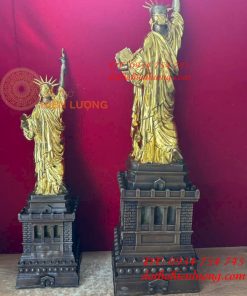 Tượng Nữ Thần Tự Do Bằng Đồng Dát Vàng