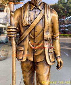 Bronze Statue of Ho Chi Minh