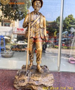 Bronze Statue of Ho Chi Minh