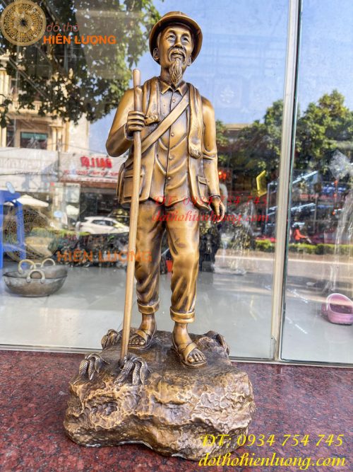 Bronze Statue of Ho Chi Minh