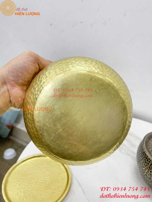 Cơi trầu bằng đồng gò tay thủ công 100% đường kính 17cm