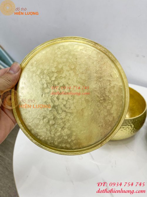 Cơi trầu bằng đồng gò tay thủ công 100% đường kính 17cm