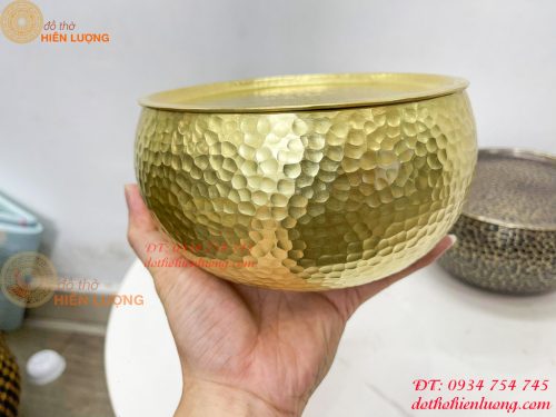 Cơi trầu bằng đồng gò tay thủ công 100% đường kính 17cm