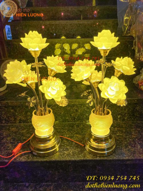Đôi Đèn Led Hoa Sen 5 Bông Cao 50cm Đế Lưu Ly Thờ Cúng