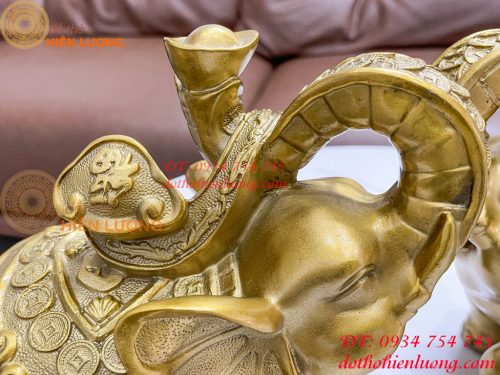 Đôi voi lưng chữ Phúc bằng đồng phong thủy, DxRxC 24x14x21cm