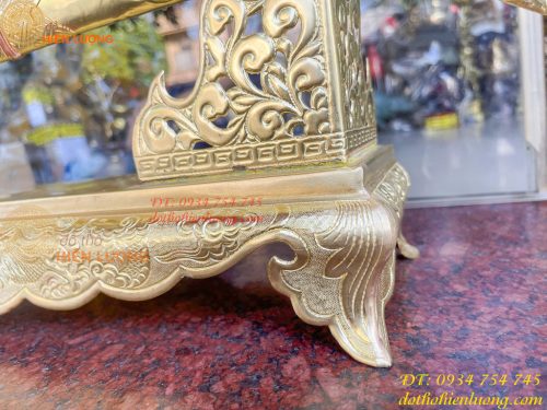 Bộ kiếm thờ và giá đỡ kiếm bằng đồng cao 20cm, sâu 15cm, làm thủ công bằng tay 100%