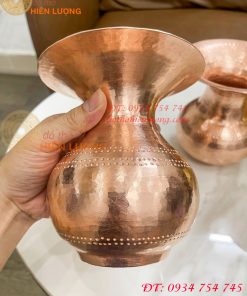 Ống Nhổ Bã Trầu Bằng Đồng Gò Tay Theo Dáng Yêu Cầu