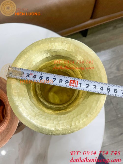 Ống Nhổ Bã Trầu Bằng Đồng Gò Tay Theo Dáng Yêu Cầu - Ảnh 15