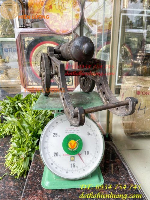 Khẩu Pháo Thần Công Dài 50cm Bằng Đồng Phong Thủy