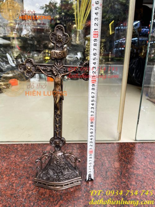 Thánh giá Chúa Jesu Chị Nạn Bằng Đồng Hun Cao 42cm