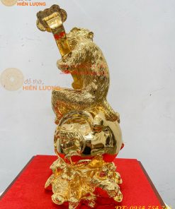 Tượng khỉ ngồi trái đào cầm gậy như ý bằng đồng cao 40cm mạ vàng 24K