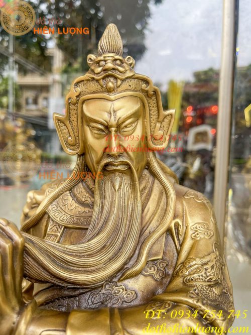 Tượng quan công đứng trấn ải bằng đồng cao 50cm