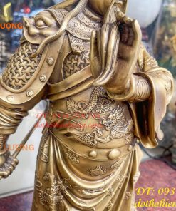 Tượng quan công đứng trấn ải bằng đồng cao 50cm