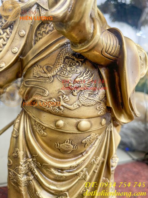 Tượng quan công đứng trấn ải bằng đồng cao 50cm