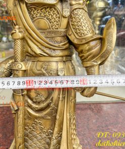 Tượng quan công đứng trấn ải bằng đồng cao 50cm