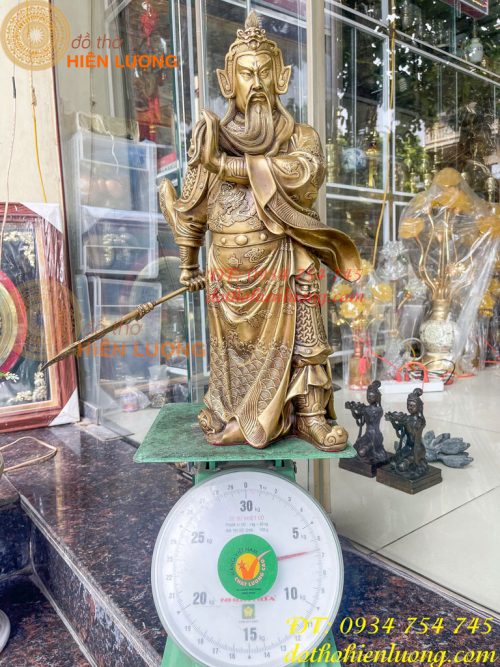 Tượng quan công đứng trấn ải bằng đồng cao 50cm