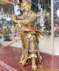 Tượng quan công đứng trấn ải bằng đồng cao 50cm