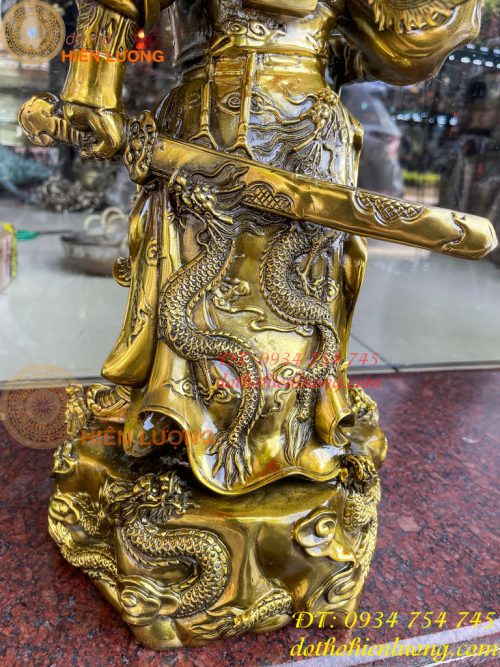 Tượng quan công ngũ cờ bằng đồng phong thủy cao 45cm Nặng 10Kg