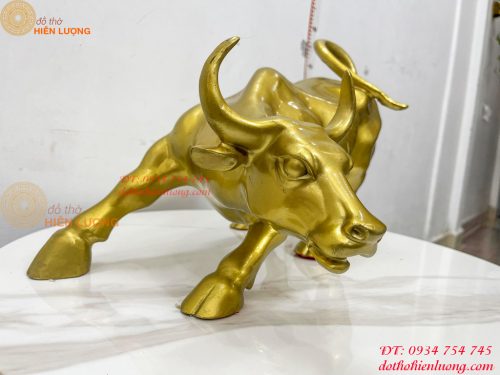 Bò Vàng Phố Wall Phát Lộc Bằng Đồng Phong Thủy