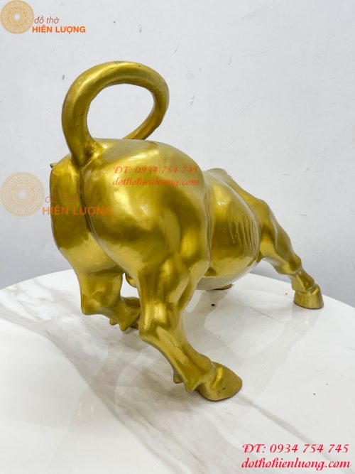 Bò Vàng Phố Wall Phát Lộc Bằng Đồng Phong Thủy