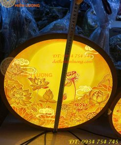 Tranh Trúc Chỉ Hoa Sen Dáng Tròn Cắm Điện