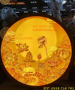 Tranh Trúc Chỉ Hoa Sen Dáng Tròn Cắm Điện