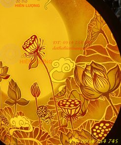 Tranh Trúc Chỉ Hoa Sen Dáng Tròn Cắm Điện