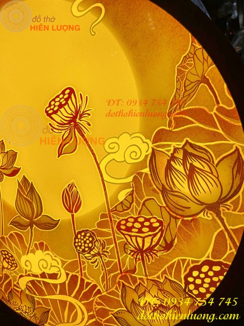 Tranh Trúc Chỉ Hoa Sen Dáng Tròn Cắm Điện