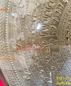 Tranh mặt trống đồng gò tay thúc nổi treo tường 95x95cm