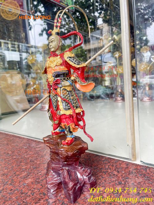 Tượng tôn ngộ không tề thiên đại thánh bằng đồng decor cao 40cm
