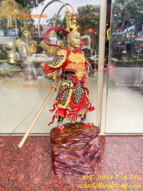 Tượng tôn ngộ không tề thiên đại thánh bằng đồng decor cao 40cm