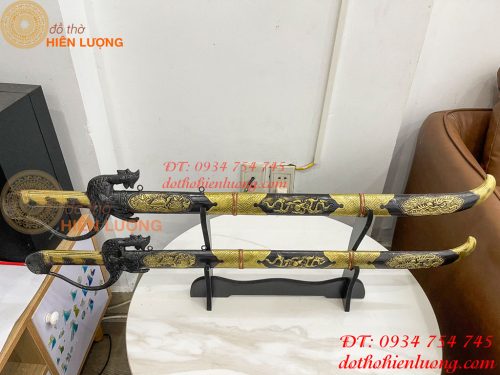 Đôi Kiếm Thờ Bằng Đồng Màu Hun Dài 80cm Kèm Giá Đỡ