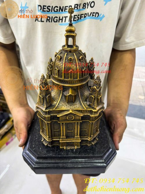 Nhà Thờ Đức Bà Bằng Đồng Đế Đá Cao 32cm