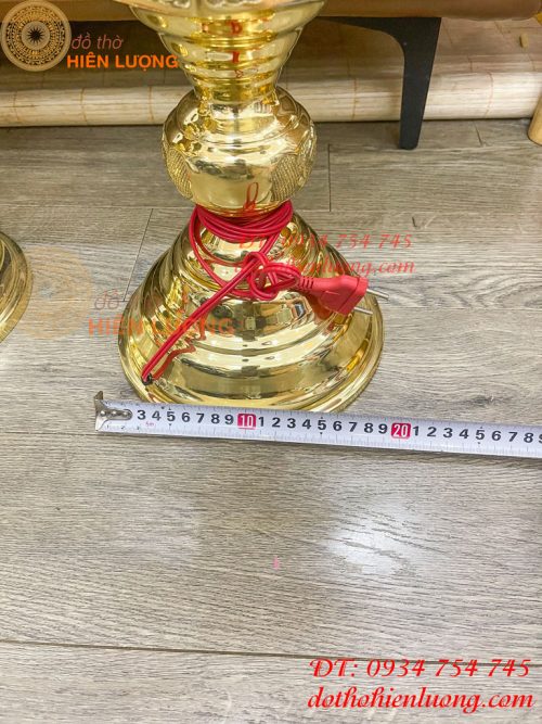 Đôi Đèn Thần Bằng Đồng Vàng Thờ Cúng Cao 60cm