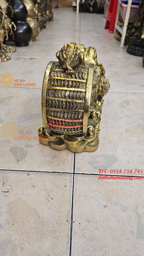 Tượng Cóc Thiềm Thừ Kéo Xe Tài Lộc Bằng Đồng Dài 32cm