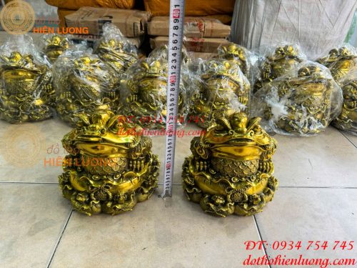 Tượng Thiềm Thừ Túi Tiền Bằng Đồng Cao 22cm