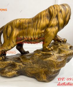 Tượng Hổ Đứng Vách Đá Bằng Đồng Hun Dài 22cm