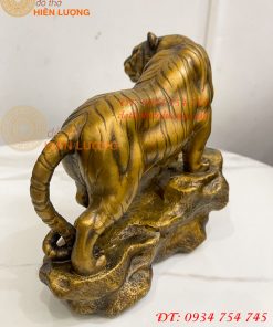 Tượng Hổ Đứng Vách Đá Bằng Đồng Hun Dài 22cm
